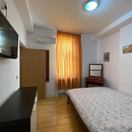 Budget Amzei Apartment Bucharest